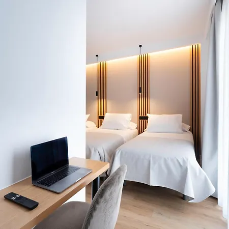 ゲストハウス Centrotel 3*