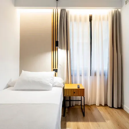 بيت ضيافة Centrotel ثامورا